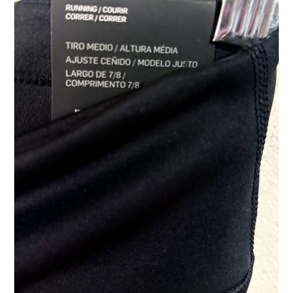 Nike Women's Tight Fit Dri-Fit Running Leggings Size Medium NWT - Picture 10 of 10